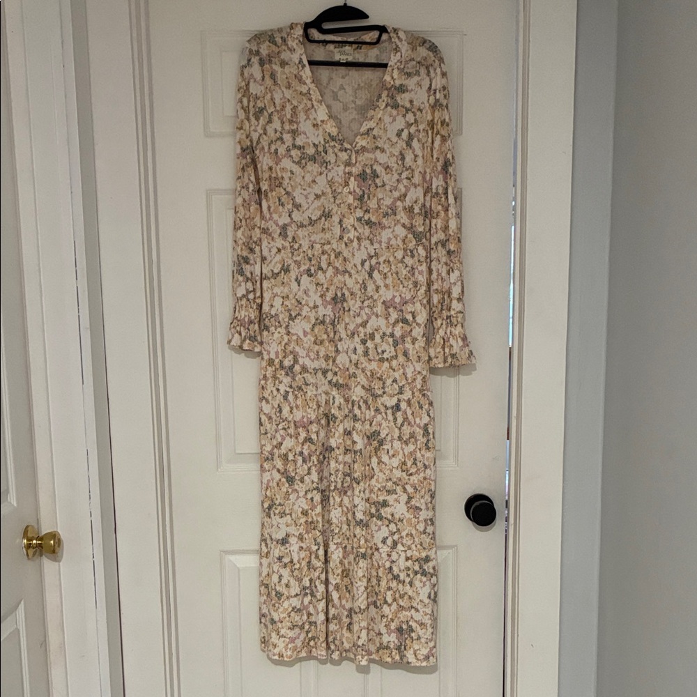 Floral V-Neck Long Sleeve Cream Maxi Dress
